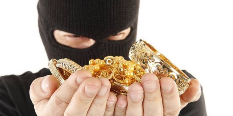 gold jewelry theft