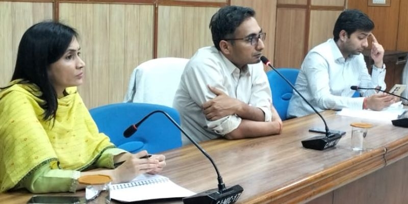 collector took meeting of election officials