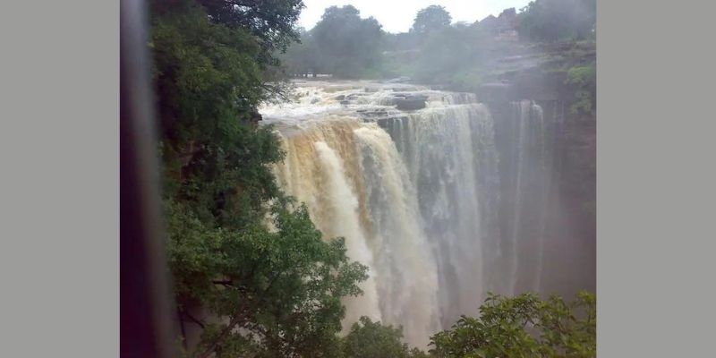 menal waterfall